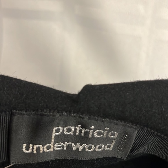 COPY - Patricia Underwood, QUEEN of legendary hats. Blk felt hat - Picture 3 of 5